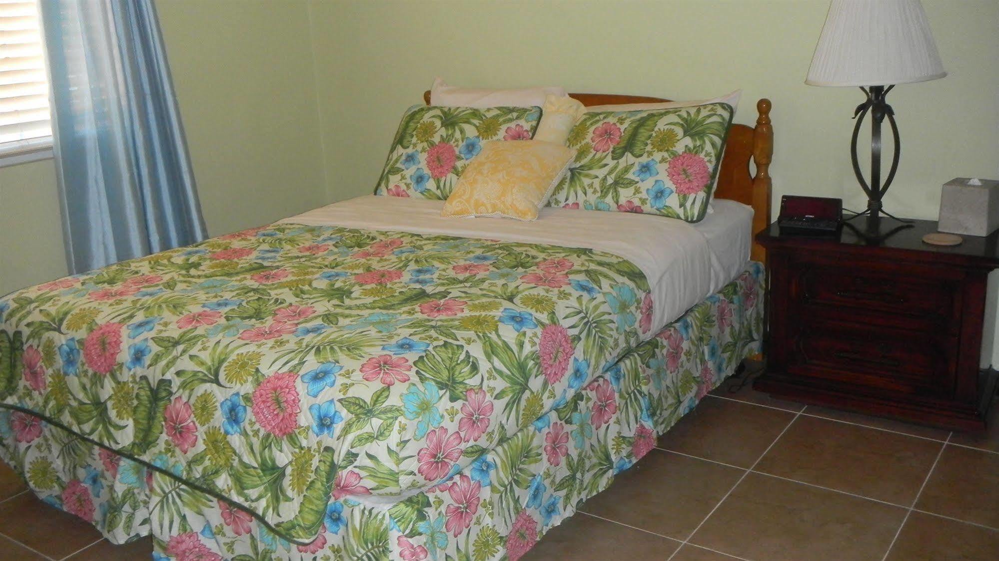 The Residences At Briarwood Falmouth Bagian luar foto